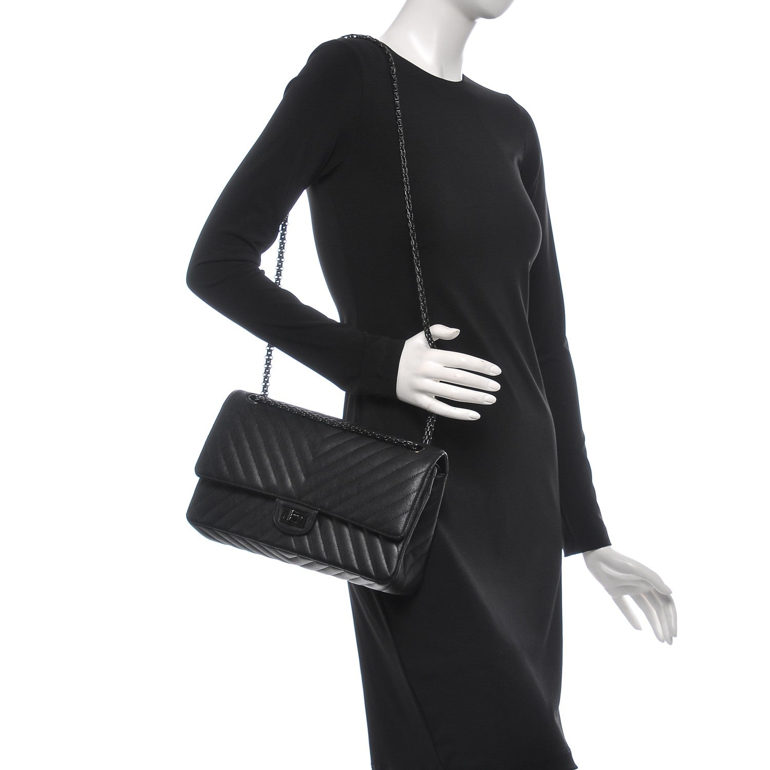 Chanel Sheepskin Chevron Quilted 2.55 Reissue 226 Flap So Black 2 of 8