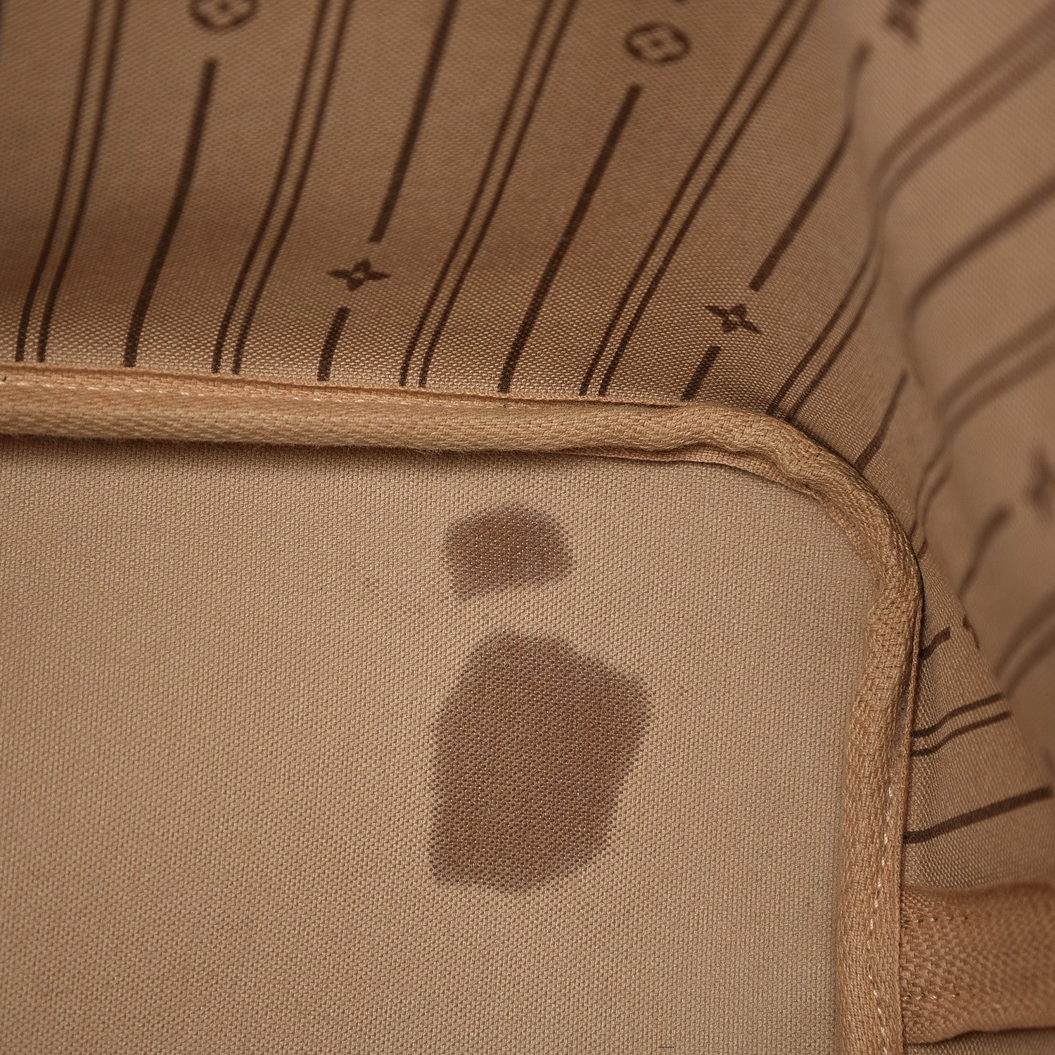 Louis Vuitton Monogram Neverfull MM 8 of 11