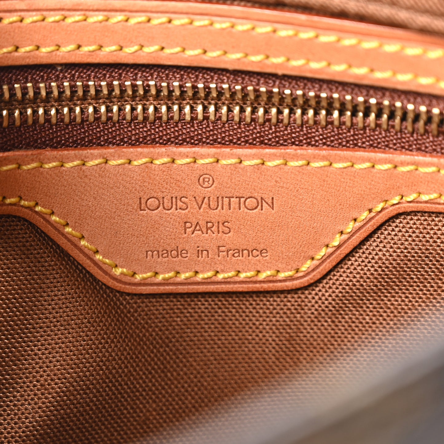 Monogram Trotteur