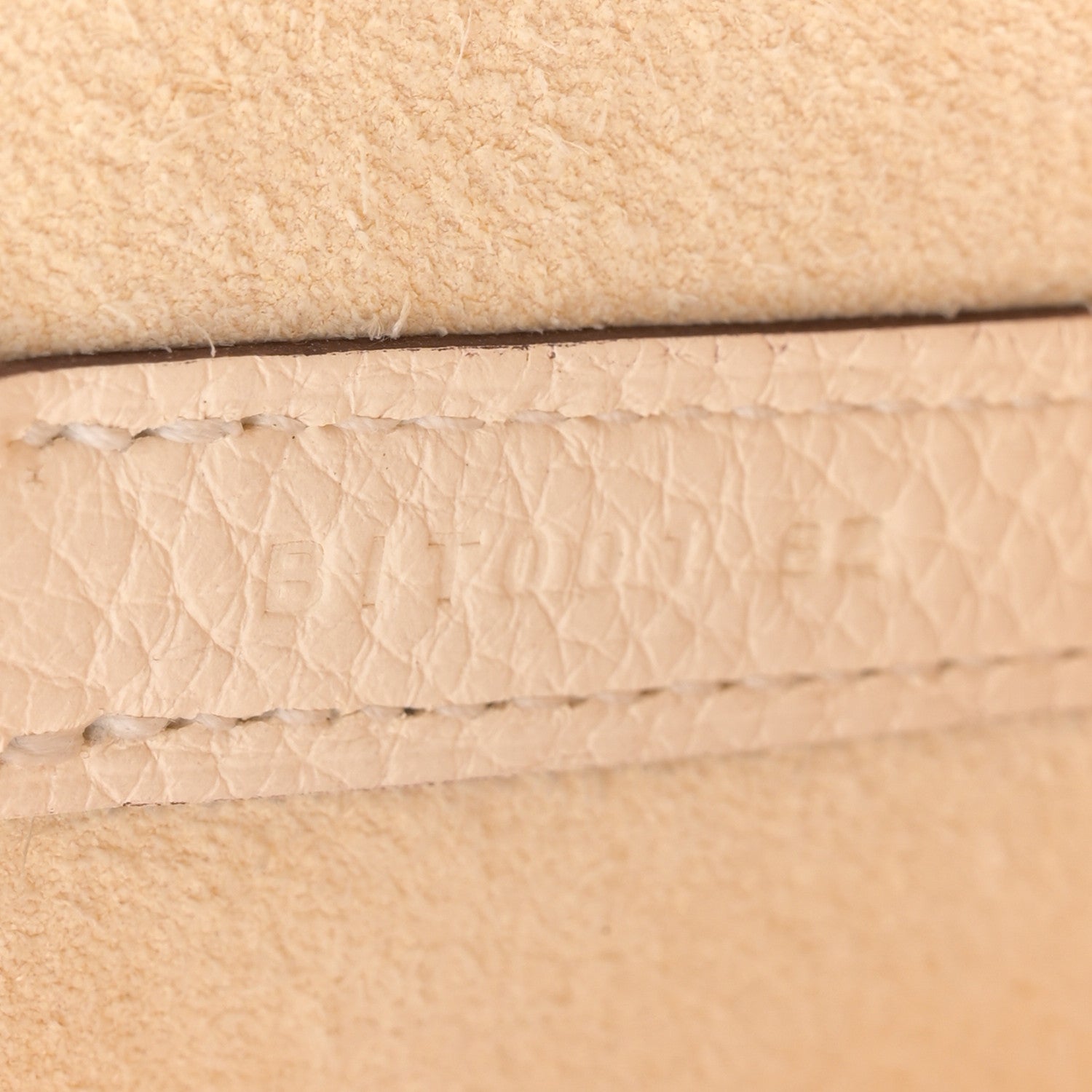 Hermes Taurillon Clemence Picotin Lock 18 PM Nata 7 of 11