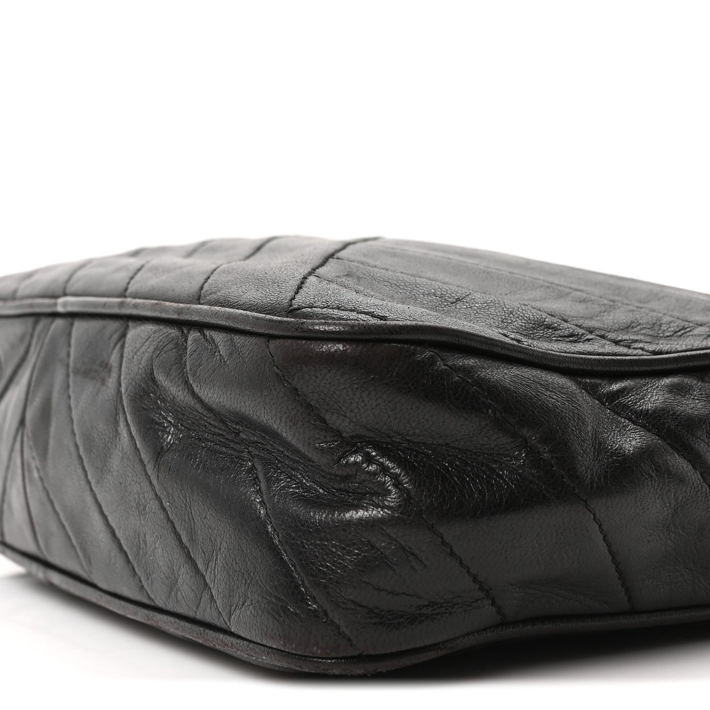 Lambskin Chevron Quilted Tassel Camera Case Black