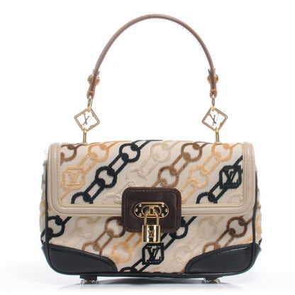 Louis Vuitton Velvet Chain Pochette Rabat 1 of 7