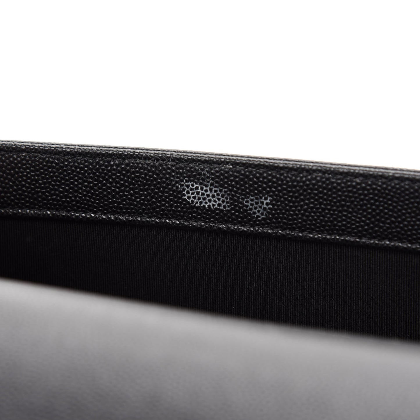 Caviar Quilted Medium Boy Flap Black