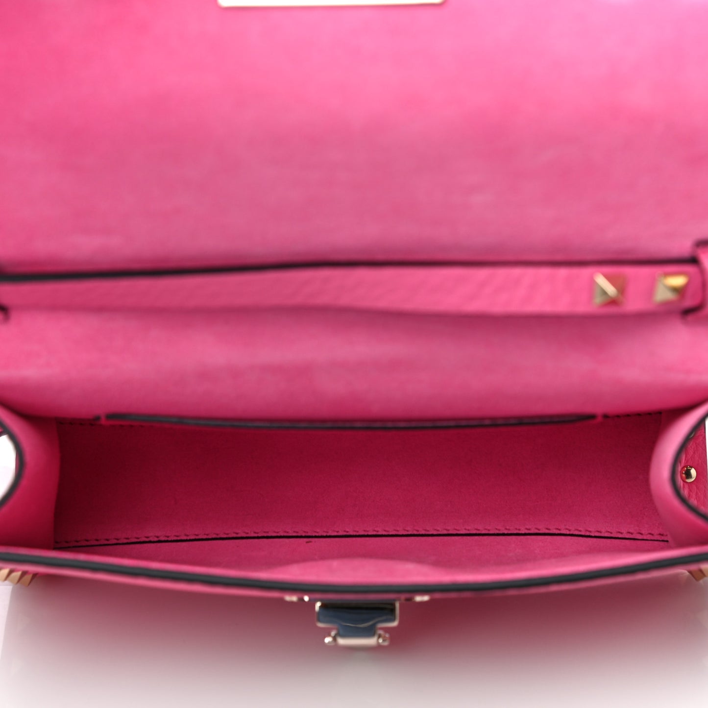 Pebbled Calfskin Medium Rockstud Flip Lock Crossbody Bag Feminine Pink