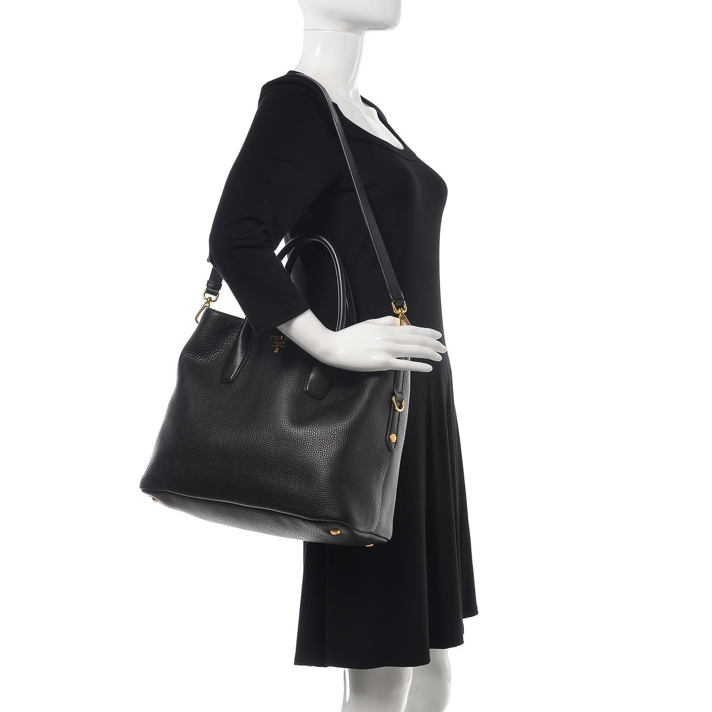 Vitello Daino Tote Black