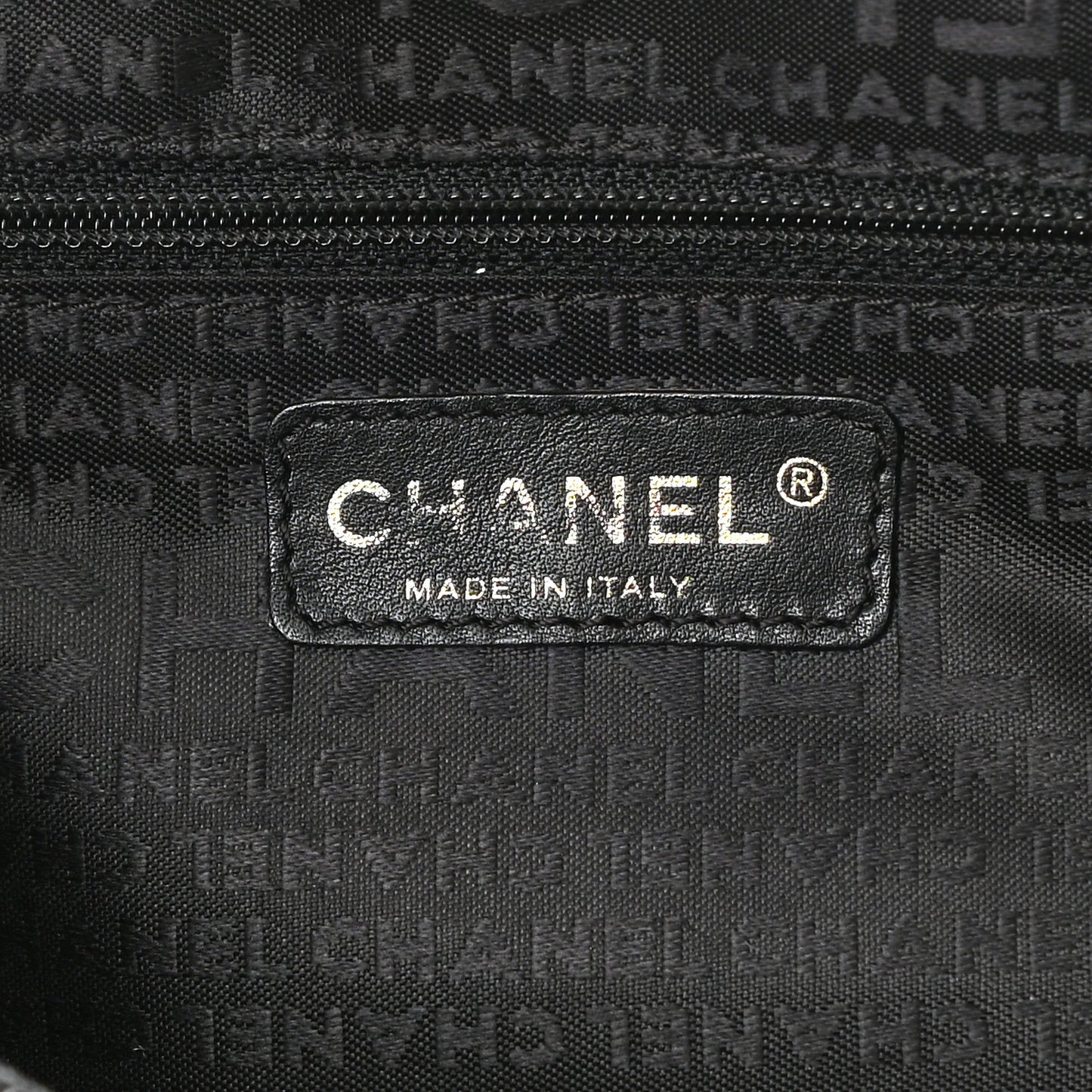 Caviar CC Timeless Tote Black