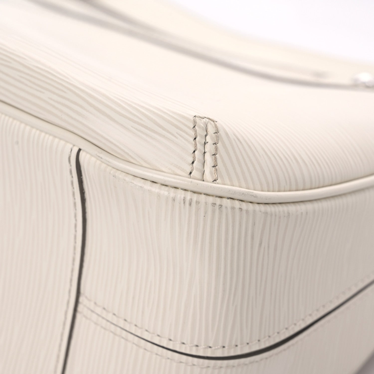 Louis Vuitton Epi Turenne GM Ivory 6 of 18