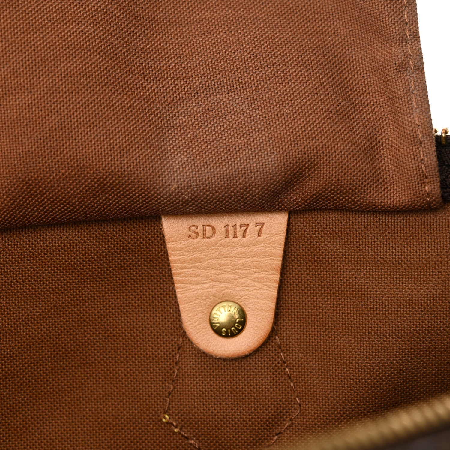 Louis Vuitton Monogram Speedy 40 7 of 15