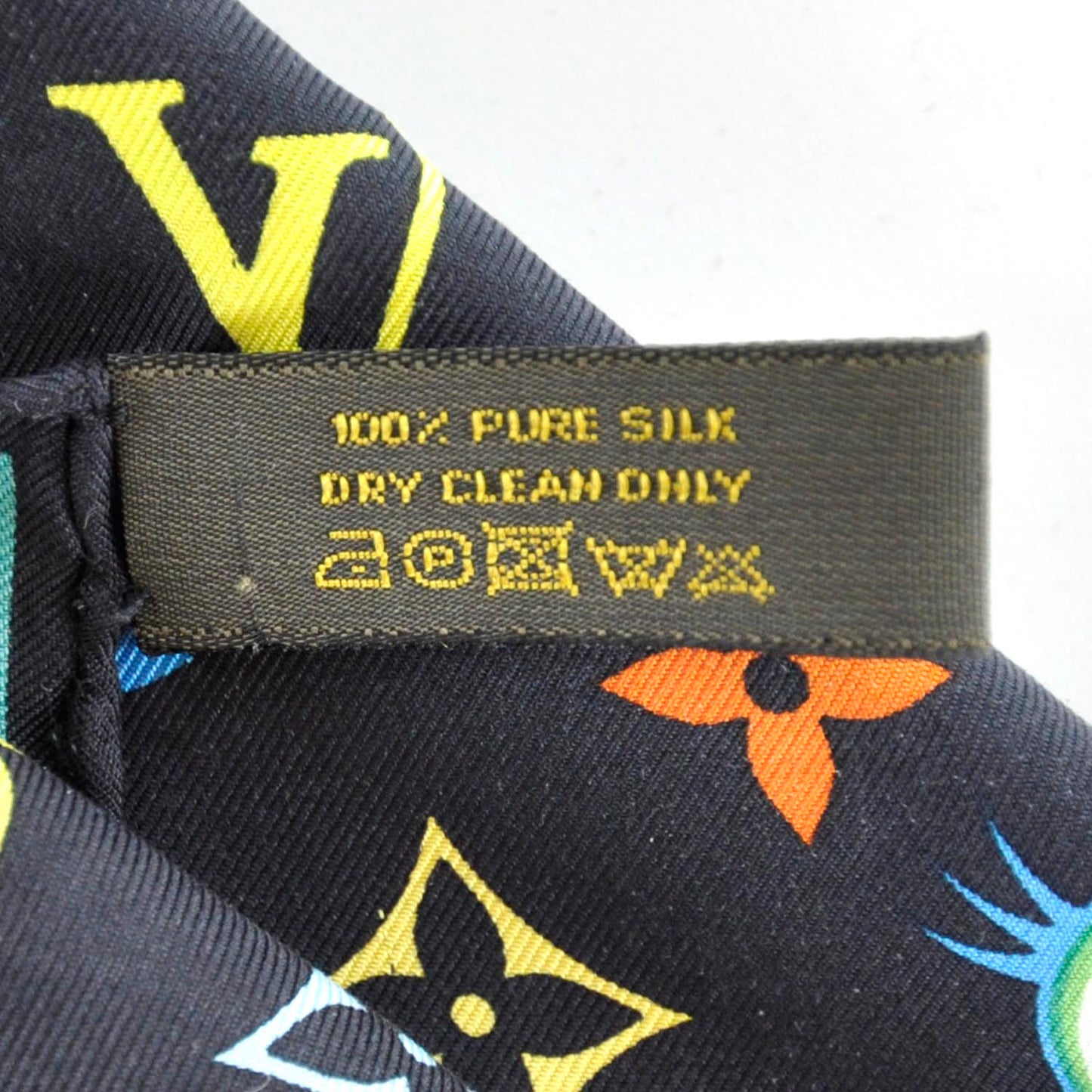 Silk Multicolor Eye Love Scarf Black
