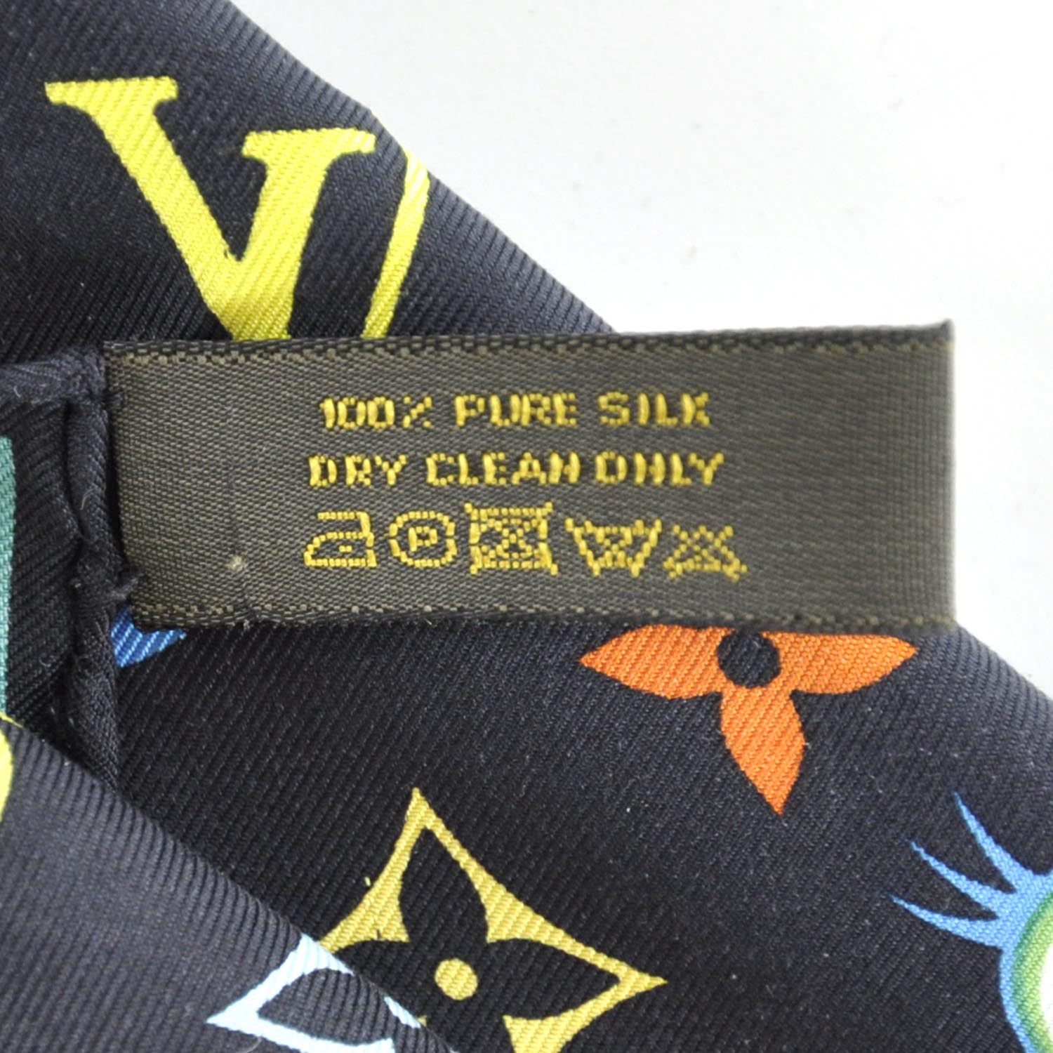 Louis Vuitton Silk Multicolor Eye Love Scarf Black 4 of 7