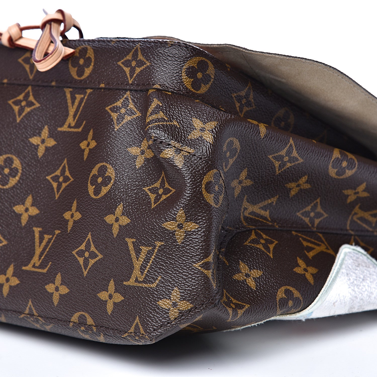 Louis Vuitton Monogram Cindy Sherman Camera Messenger 7 of 13
