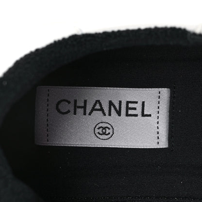 Chanel Grained Calfskin Fabric Womens Logo Sneakers 40.5 White Black 7 of 9