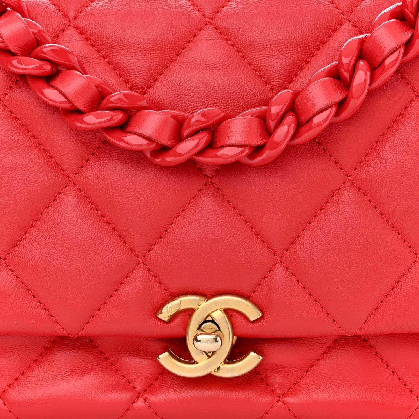 Lambskin Quilted Small Lacquered Chain Flap Red