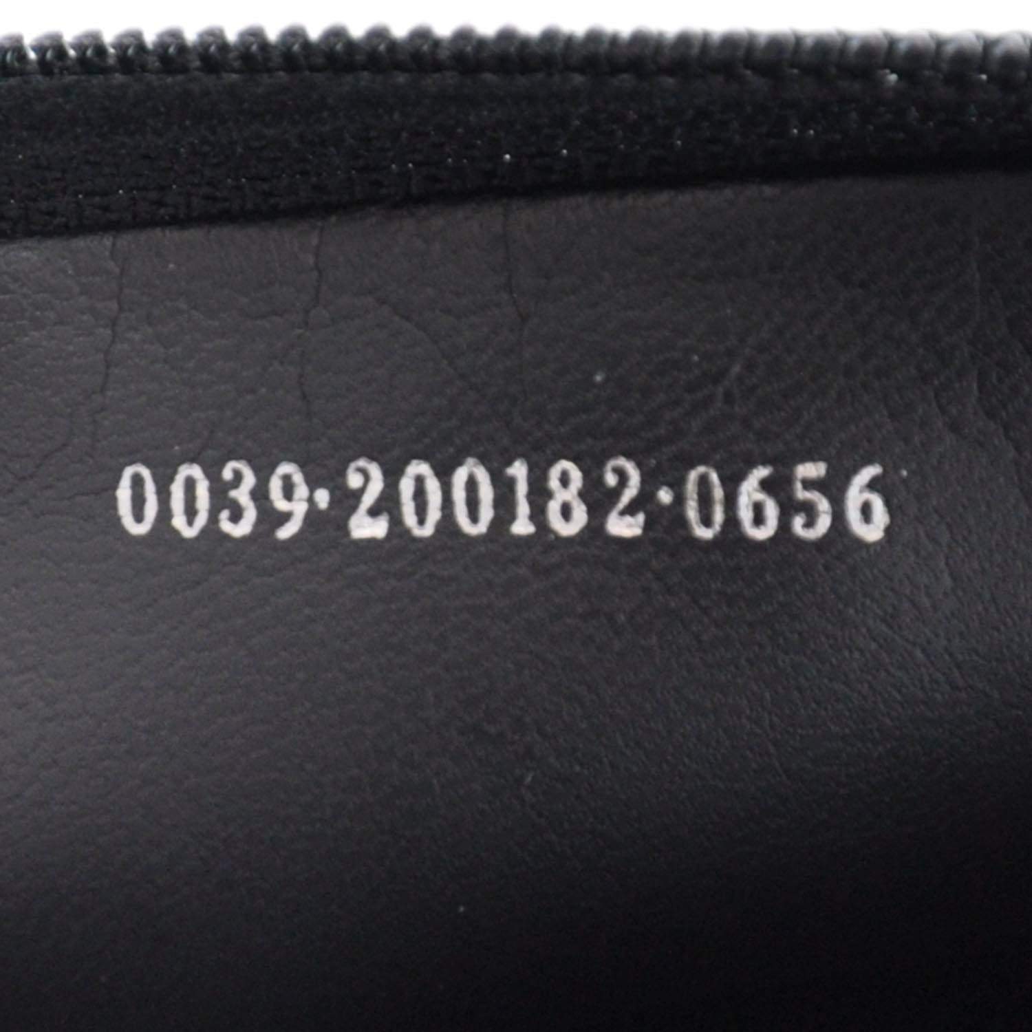 Gucci Suede GG Pouch Black 8 of 8