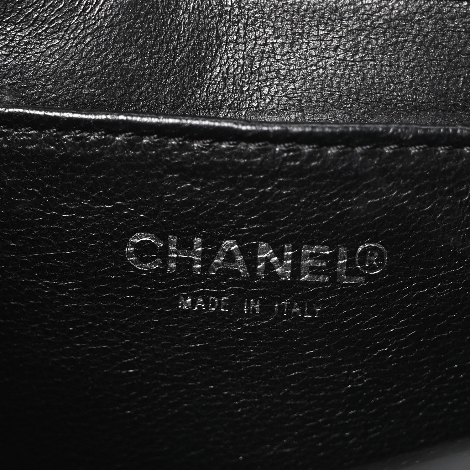 Chanel Patent Just a Drop of N°5 Comic Coco Clutch 6 of 10