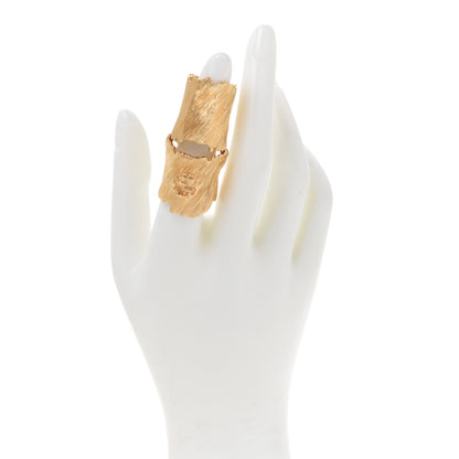 Gucci Textured Metal Interlocking G Finger Ring Gold 2 of 5