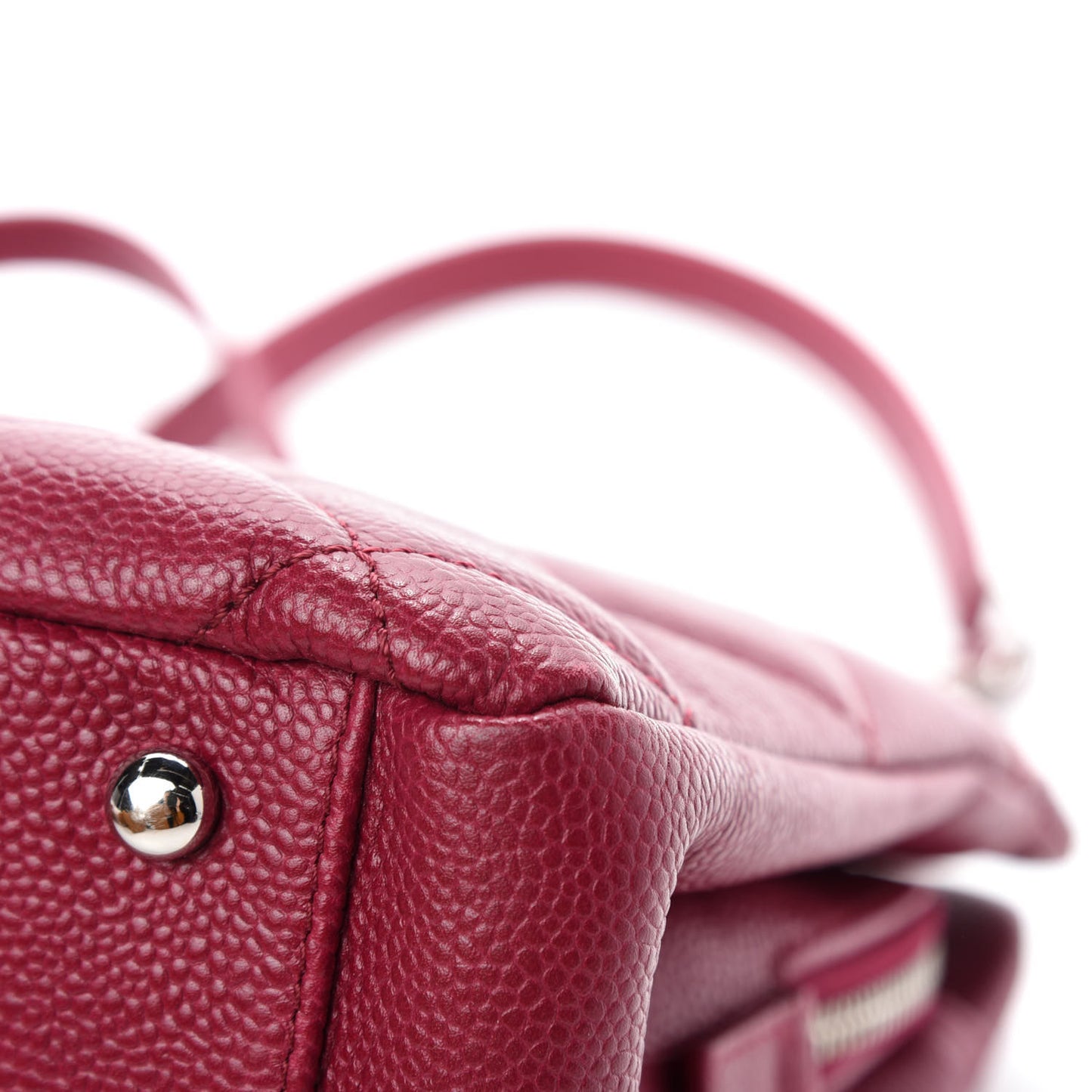Caviar Quilted Timeless CC Shopping Tote Red