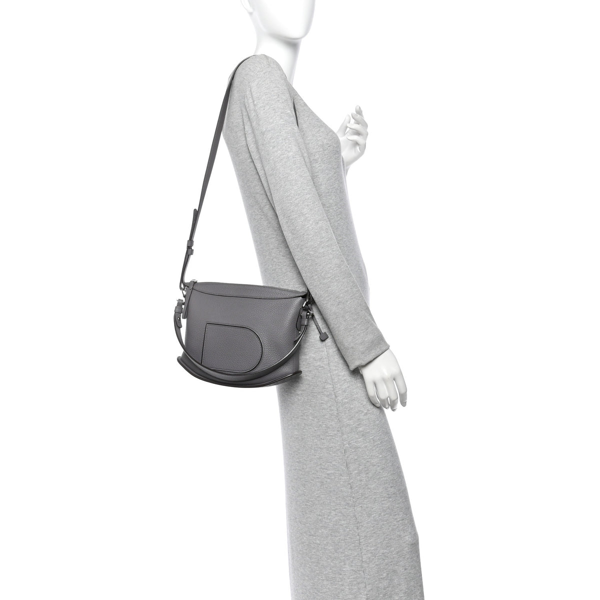 Taurillon Soft Pin Swing Stone