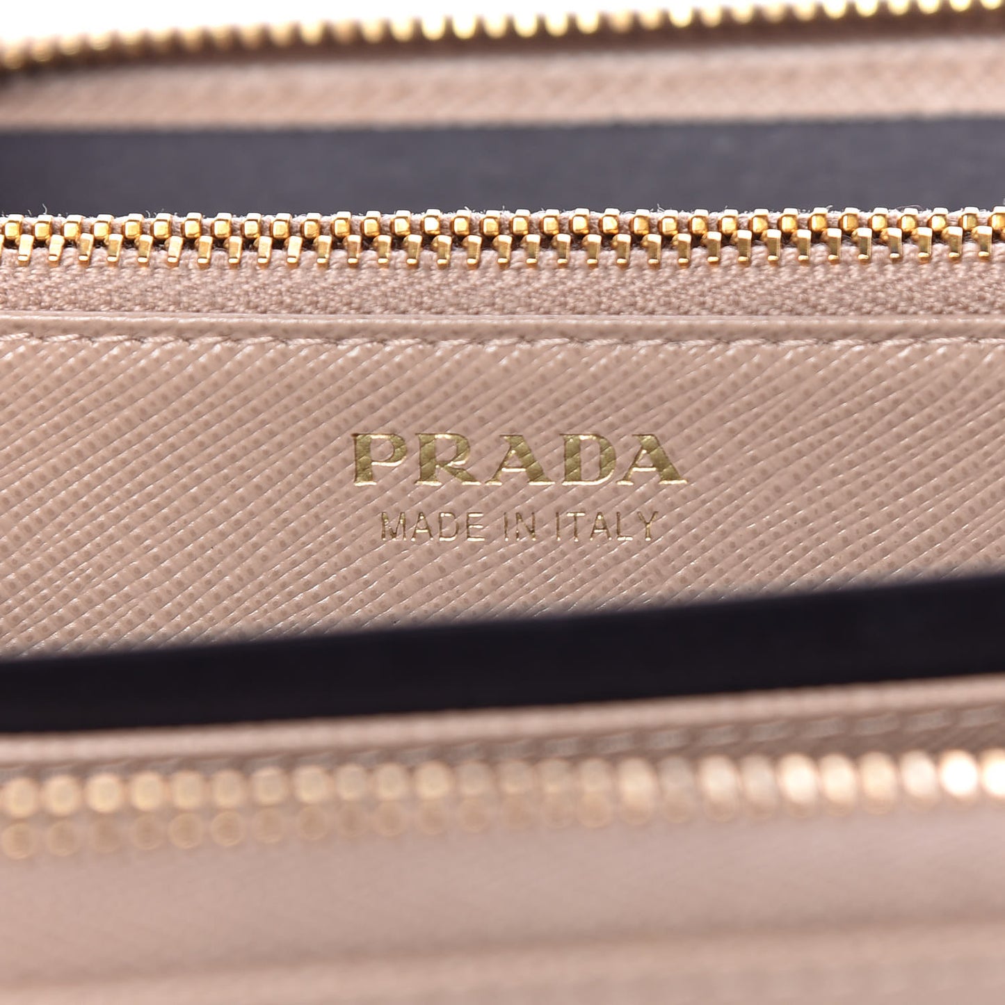 Saffiano Triangle Zip Around Wallet Cammeo