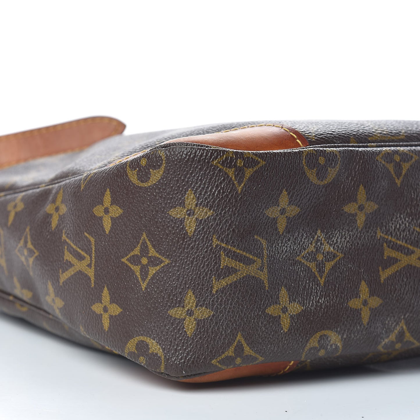 Monogram Boulogne 30