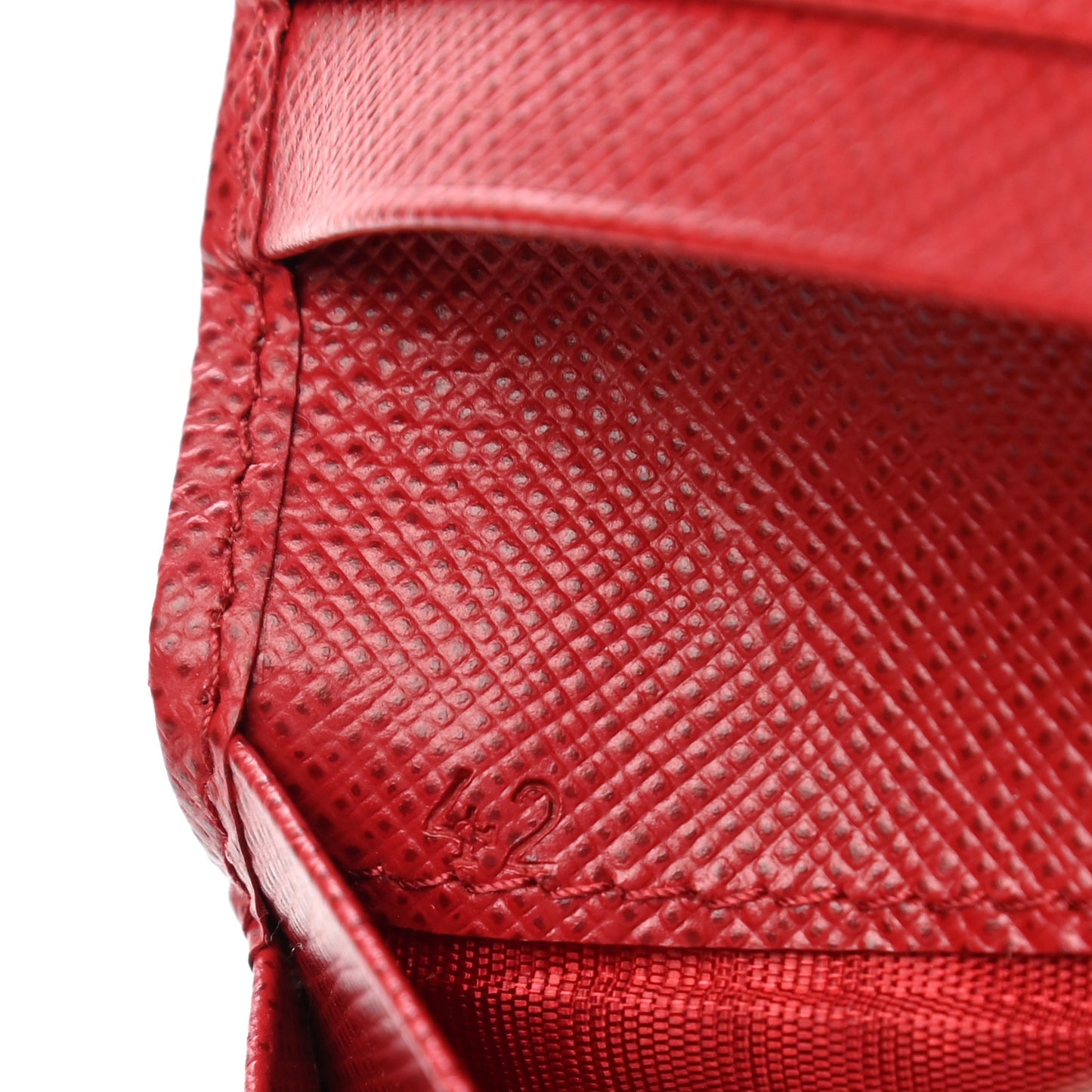 Saffiano Zip Top Compact Wallet Fuoco