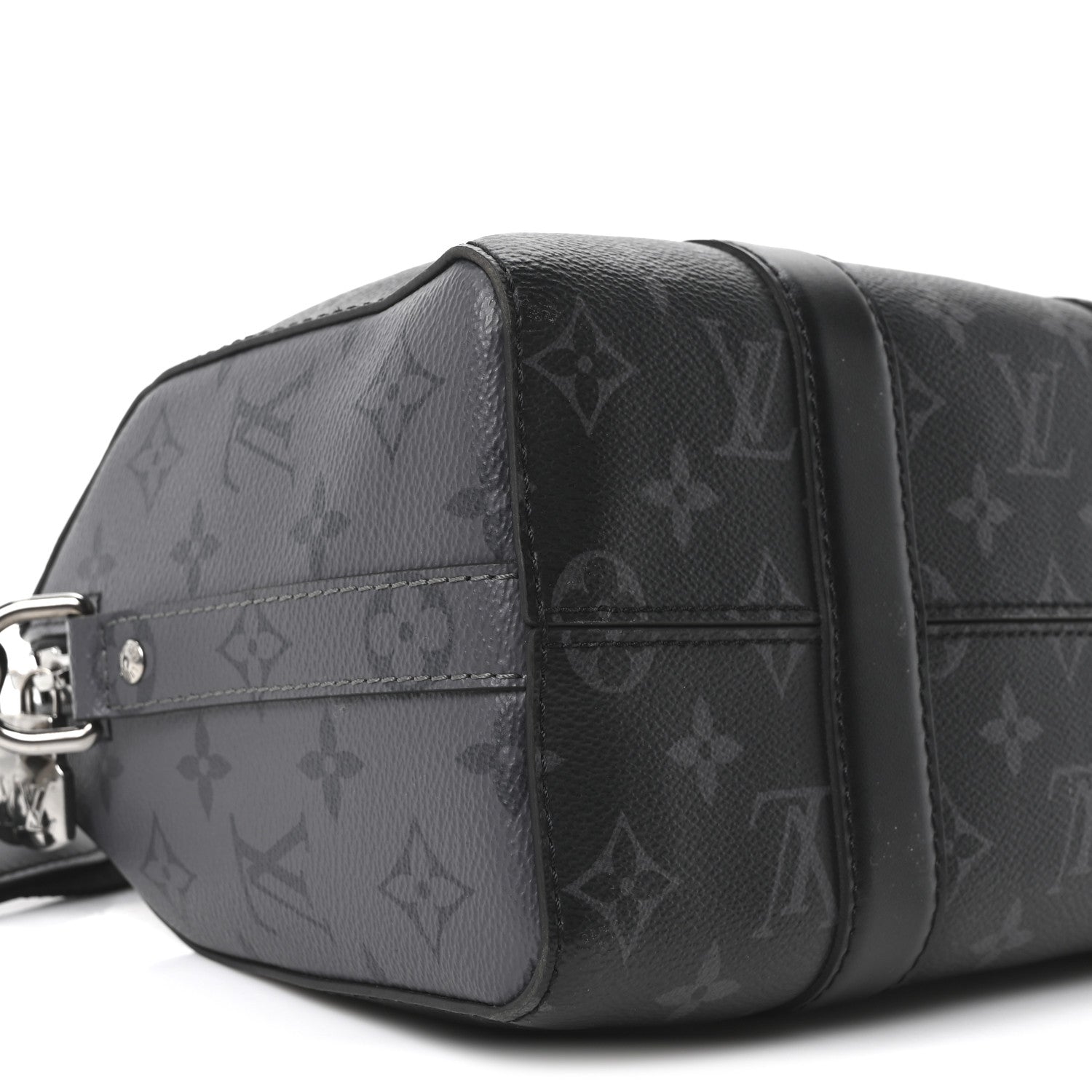 Louis Vuitton Reverse Monogram Eclipse City Keepall 8 of 9