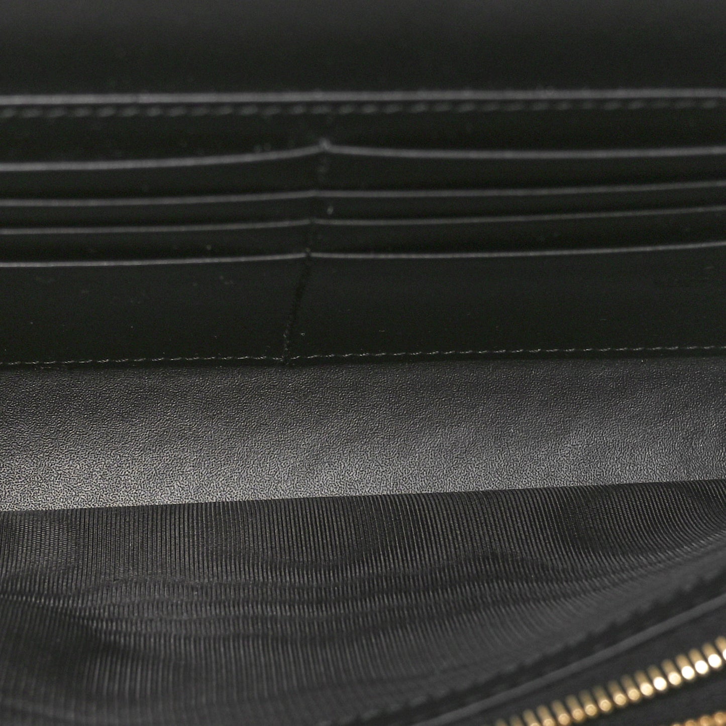 Calfskin GG Debossed Chain Wallet Black