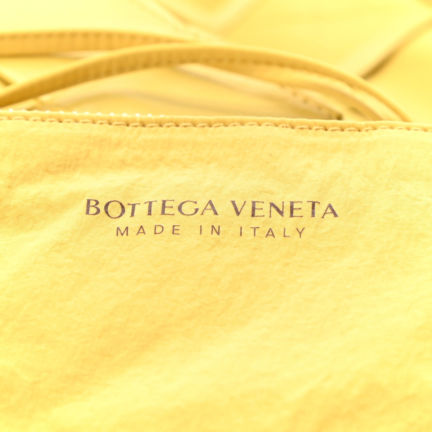 Paper Calfskin Intrecciato Stretch Cassette Buttercup