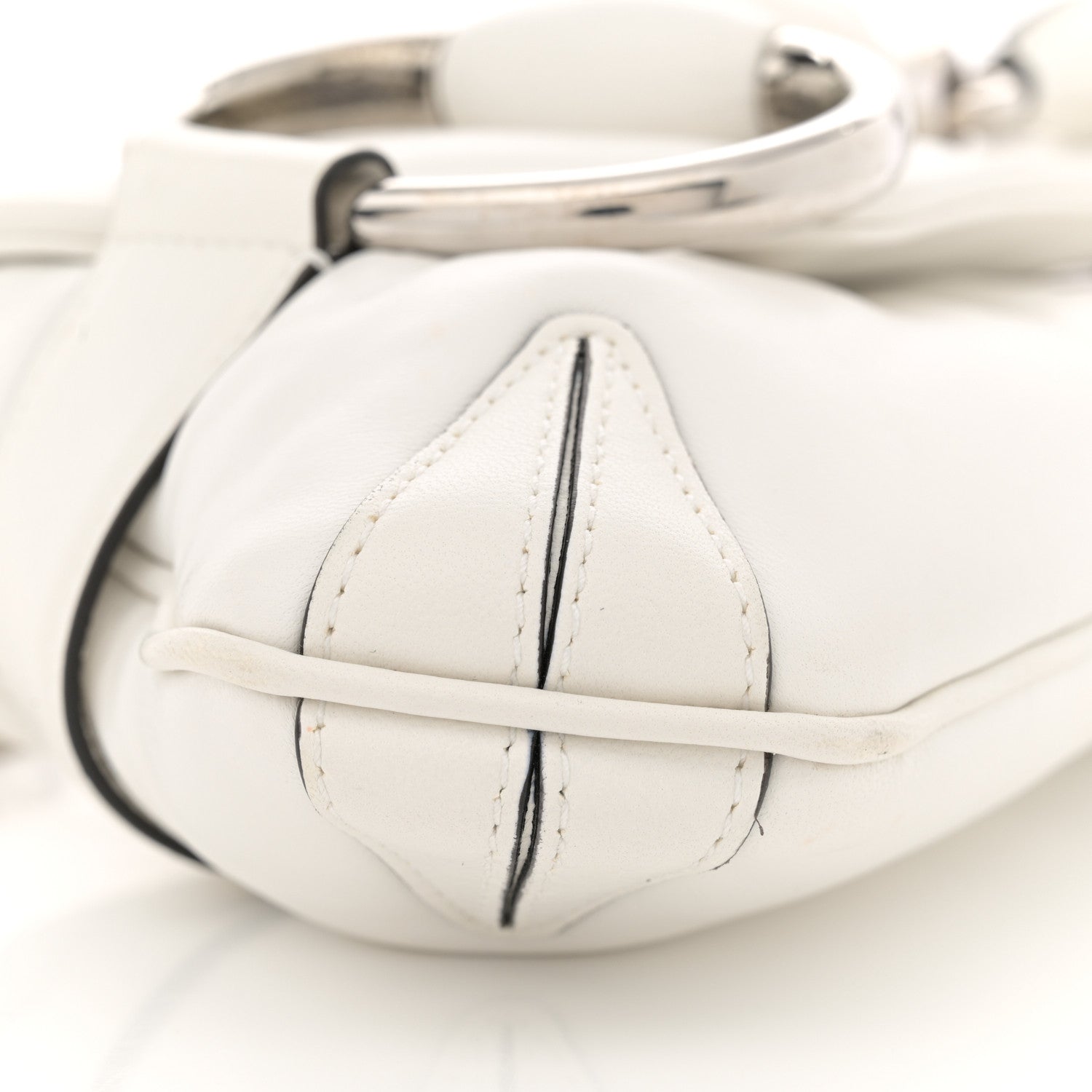 Gucci Nappa Vertical Matelasse Medium Maxi Horsebit Chain Shoulder Bag Mystic White 9 of 13