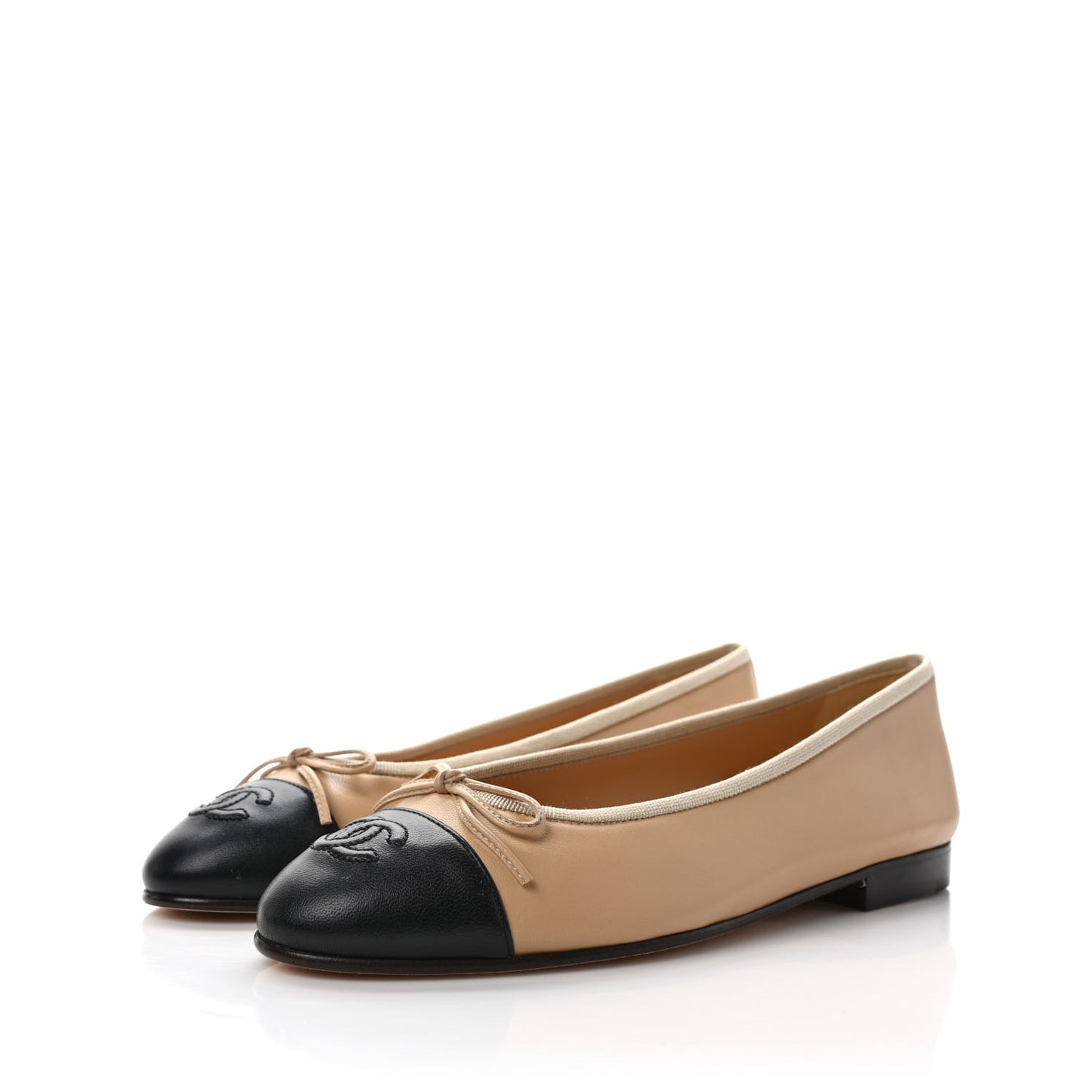 Lambskin Cap Toe CC Ballerina Flats 37 Beige Black