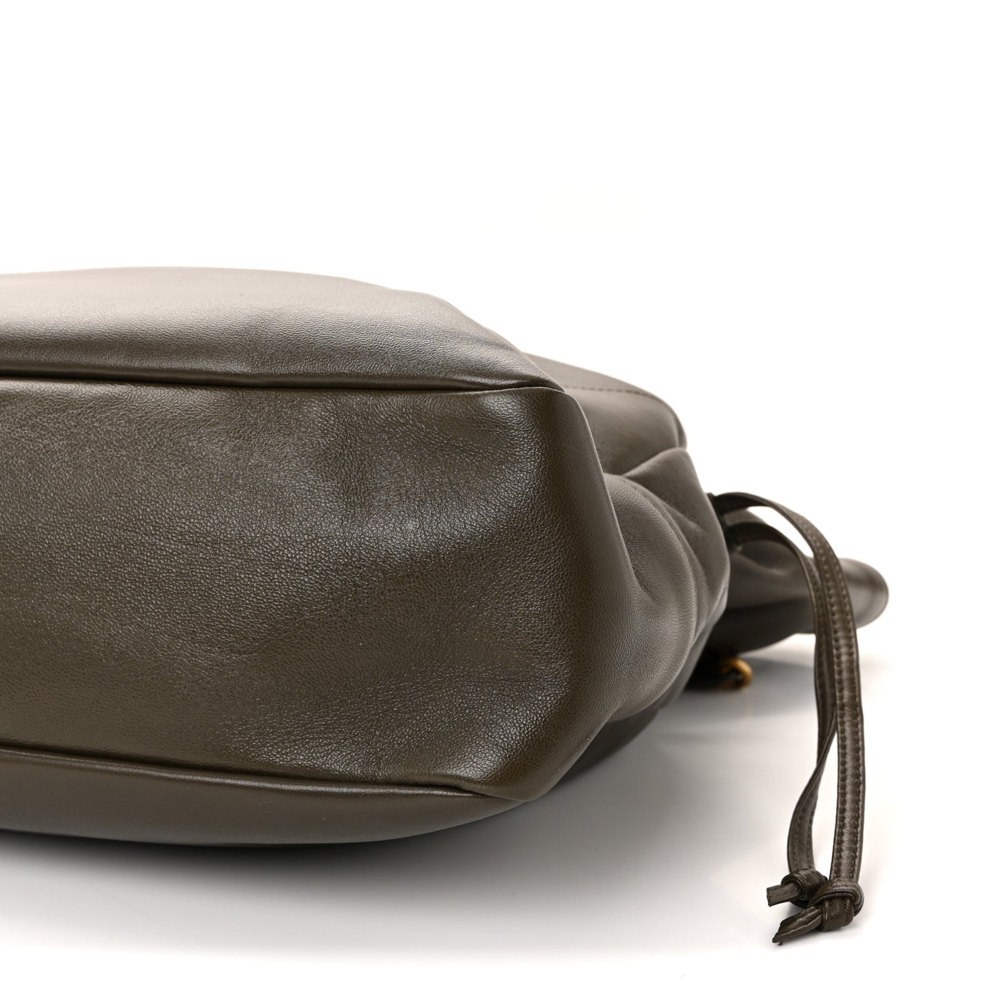 Lambskin Medium Jamie Shopping Tote Light Musk