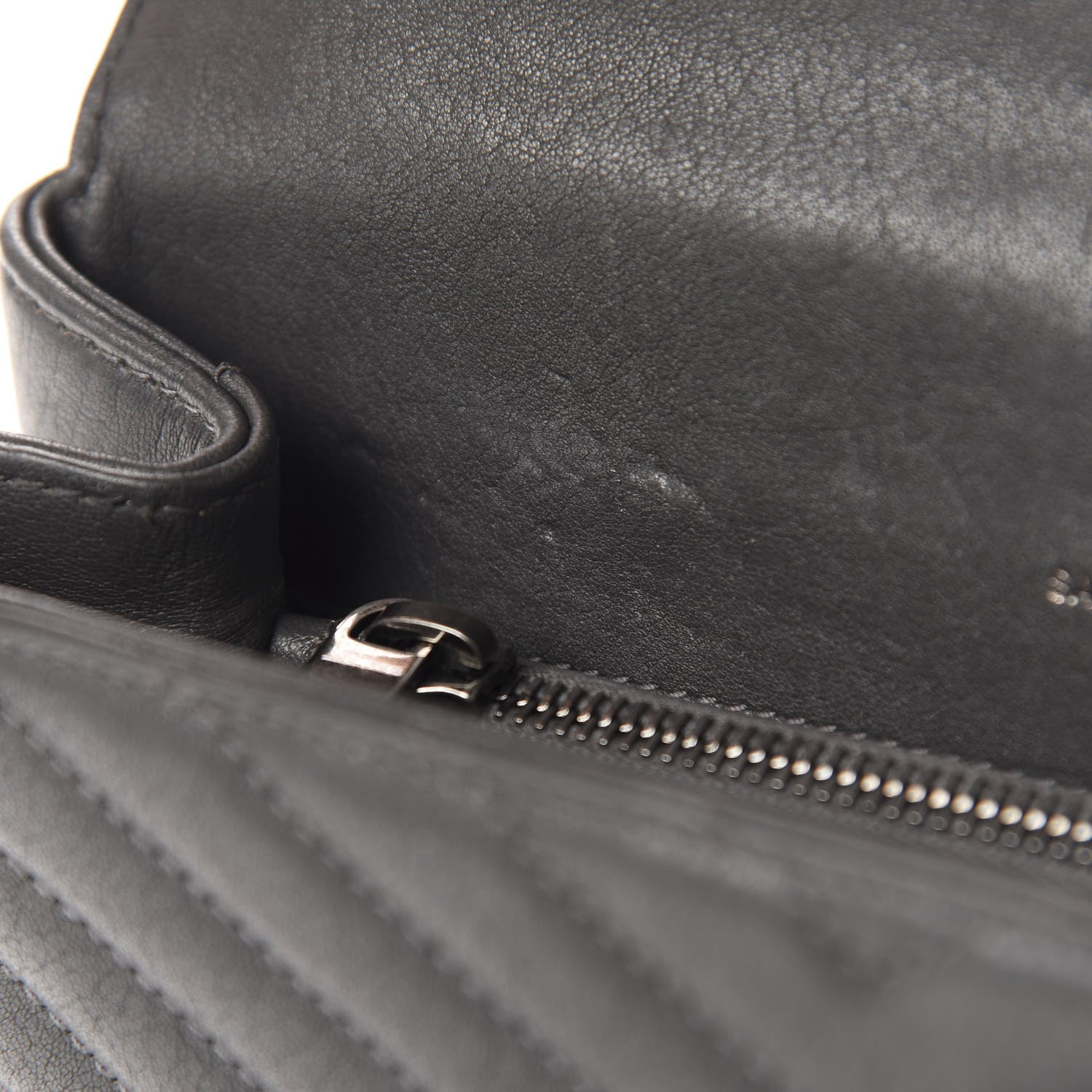 Saint Laurent Sheepskin Matelasse Chevron Monogram Medium College Bag Asphalt 10 of 14
