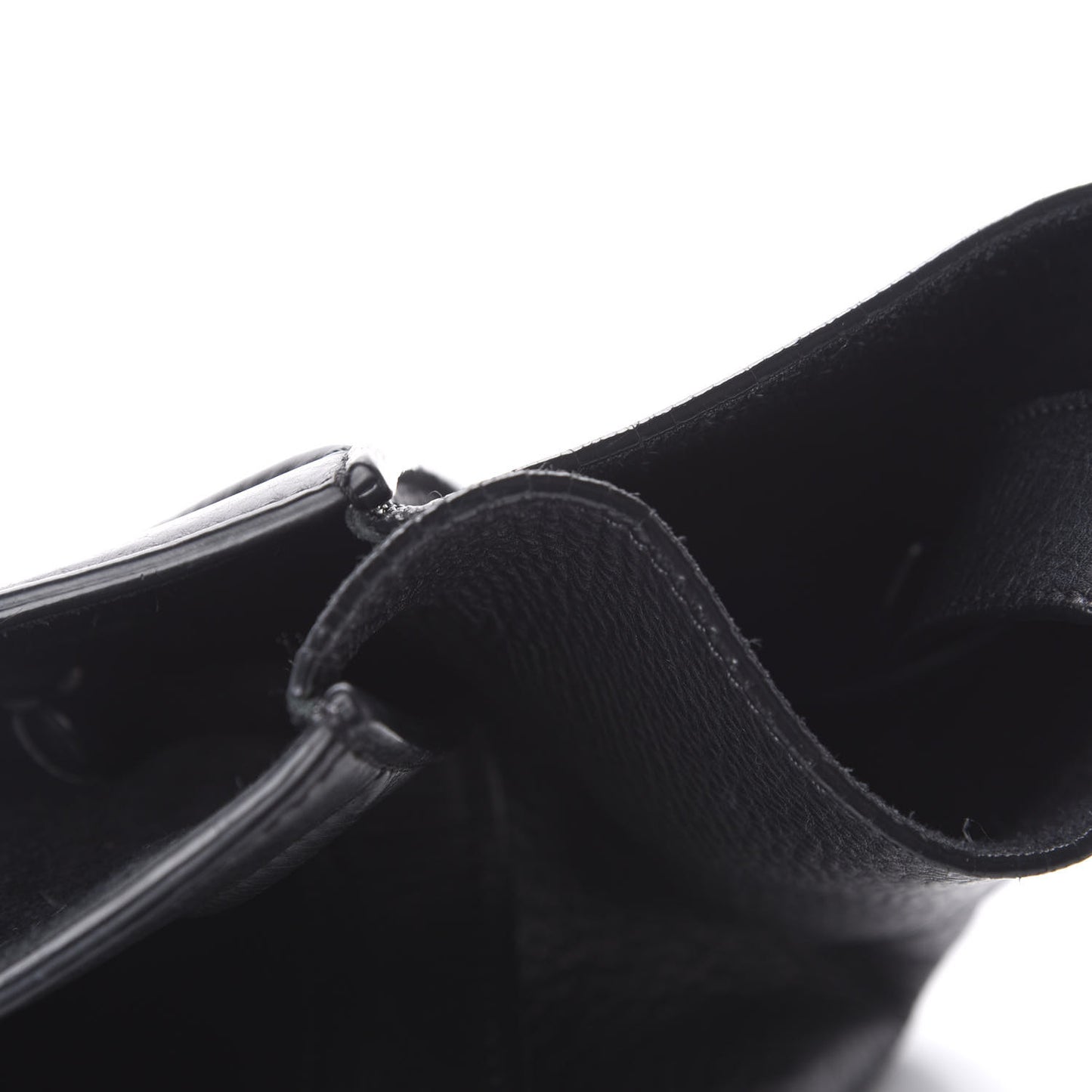 Supple Calfskin Medium Phantom Luggage Black