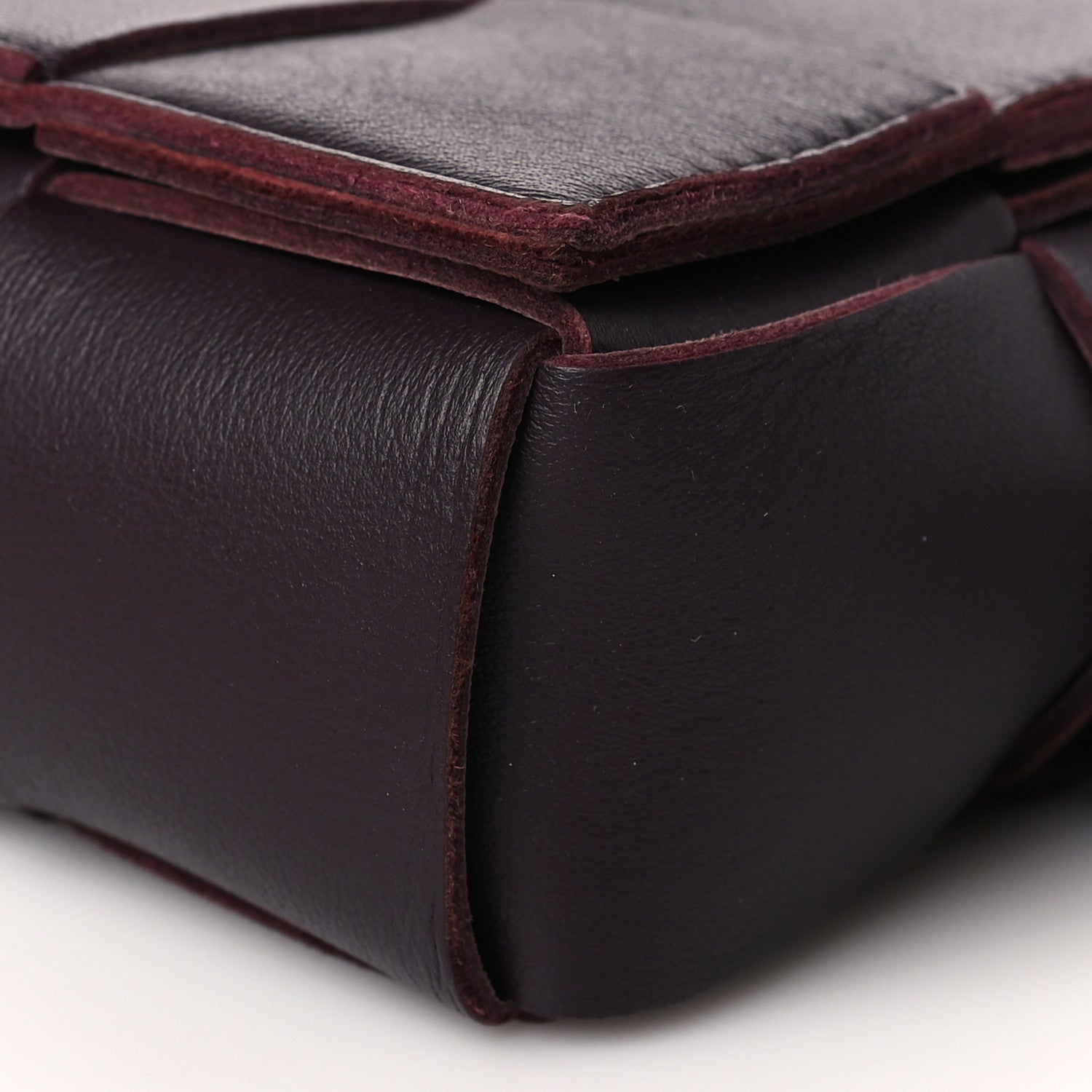 Bottega Veneta Nappa Maxi Intreccio The Belt Cassette Bag Grape 8 of 8