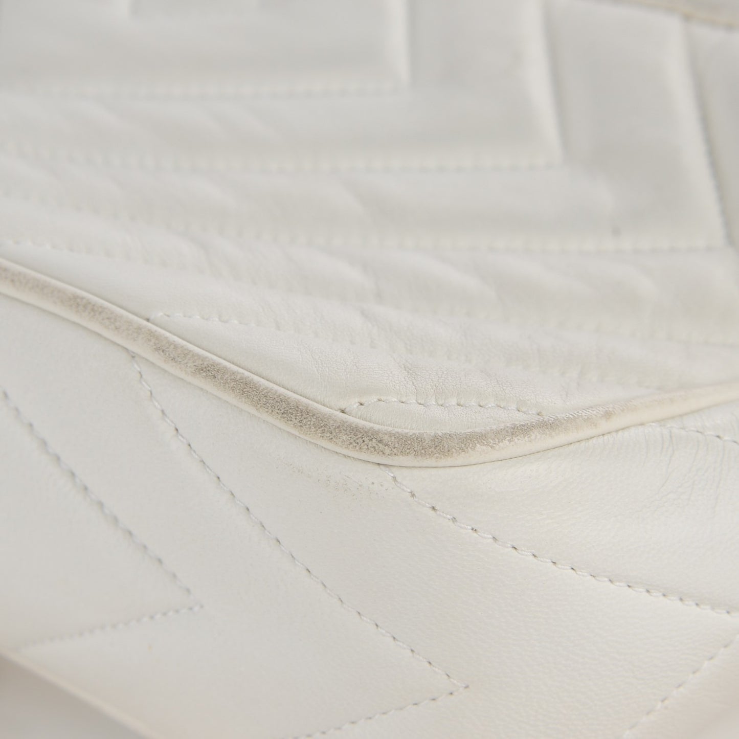 Lambskin Chevron Medium Tassel Camera Case White