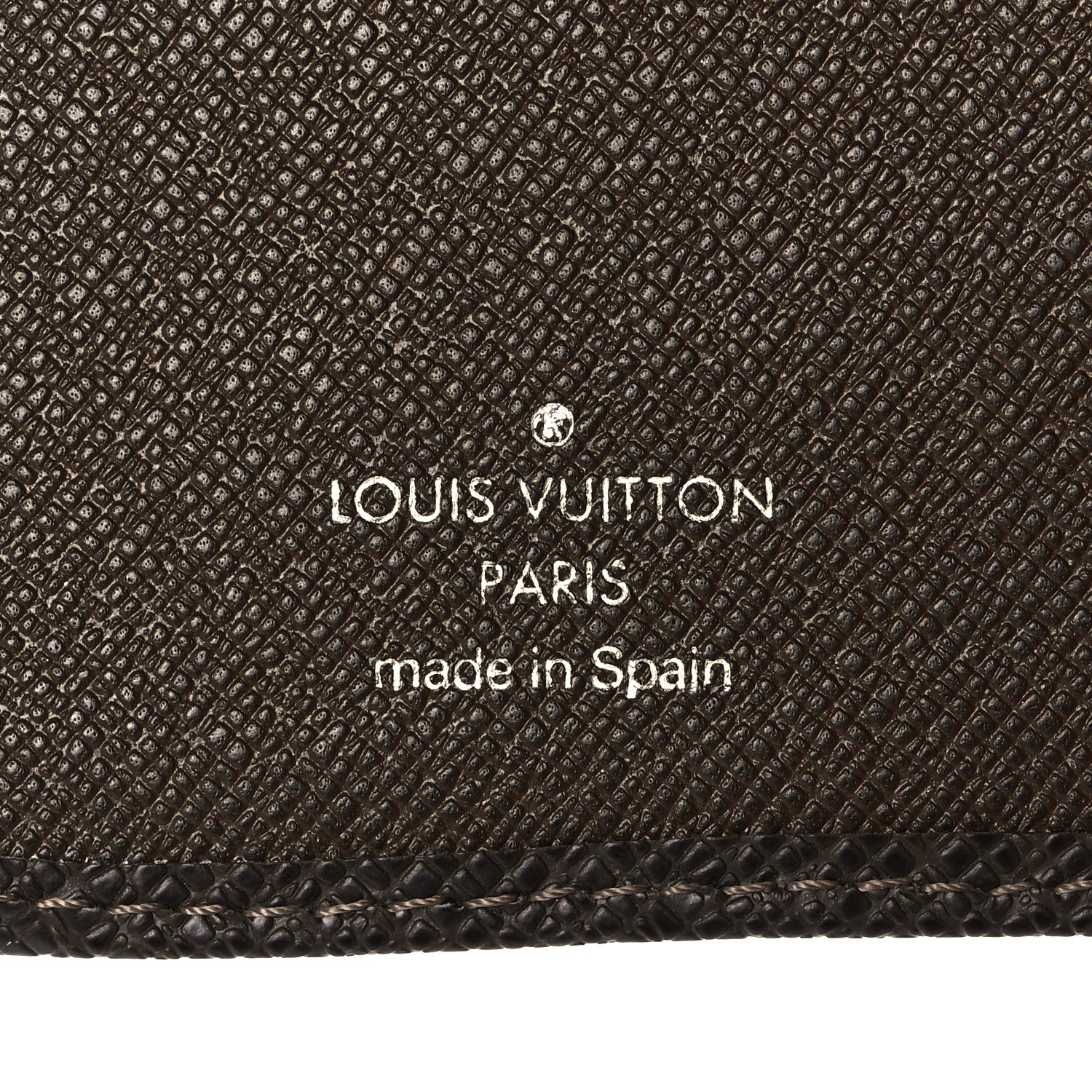 Louis Vuitton Taiga Small Ring Agenda Cover Grizzli 6 of 7