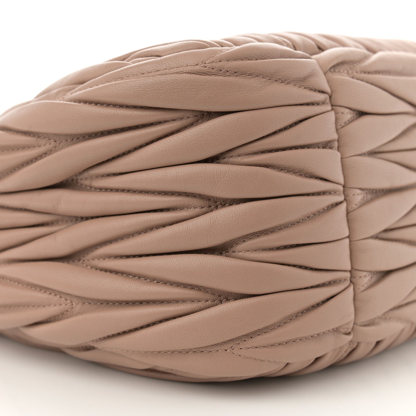 Nappa Matelasse Wander Large Hobo Cammeo