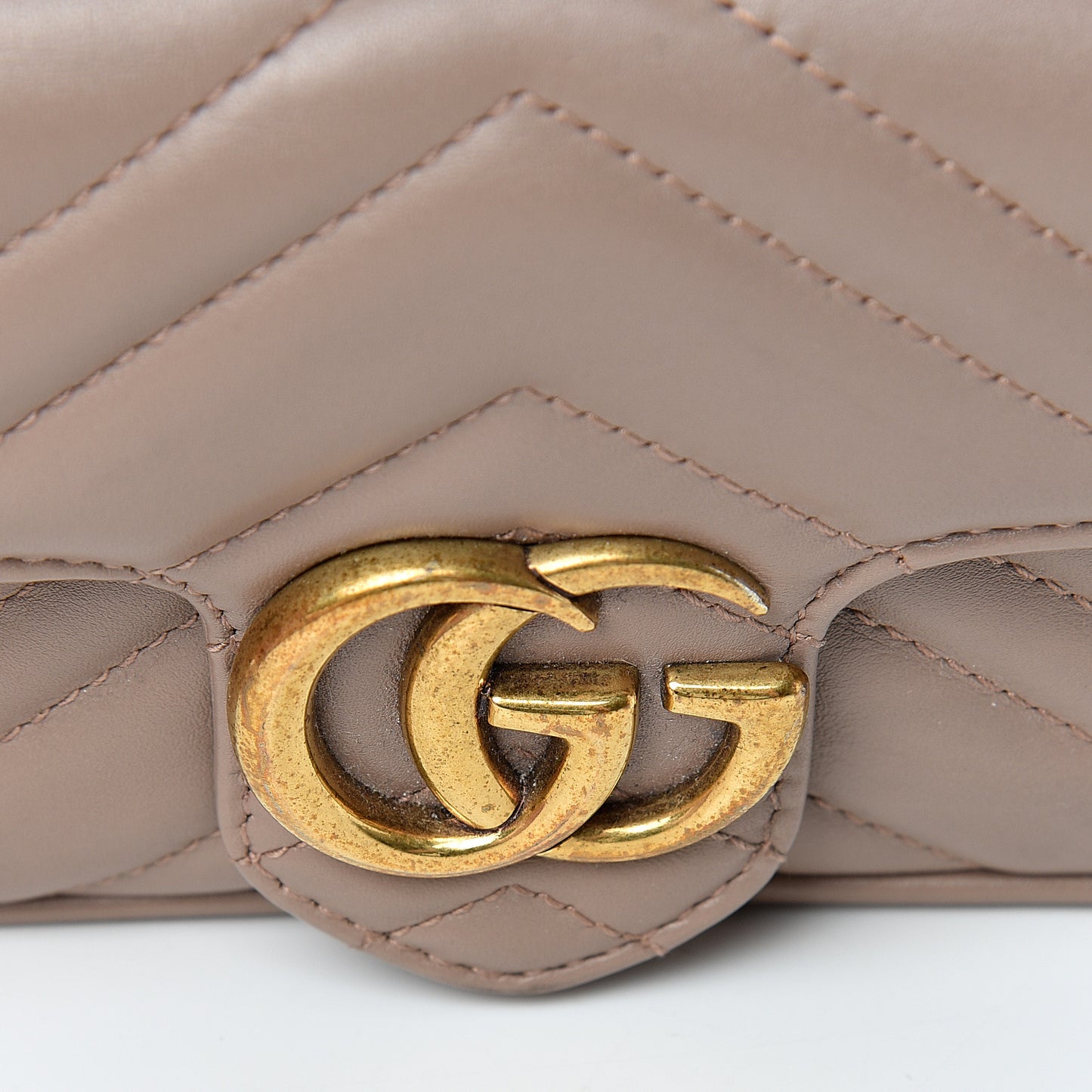 Calfskin Matelasse Super Mini GG Marmont Shoulder Bag Porcelain Rose