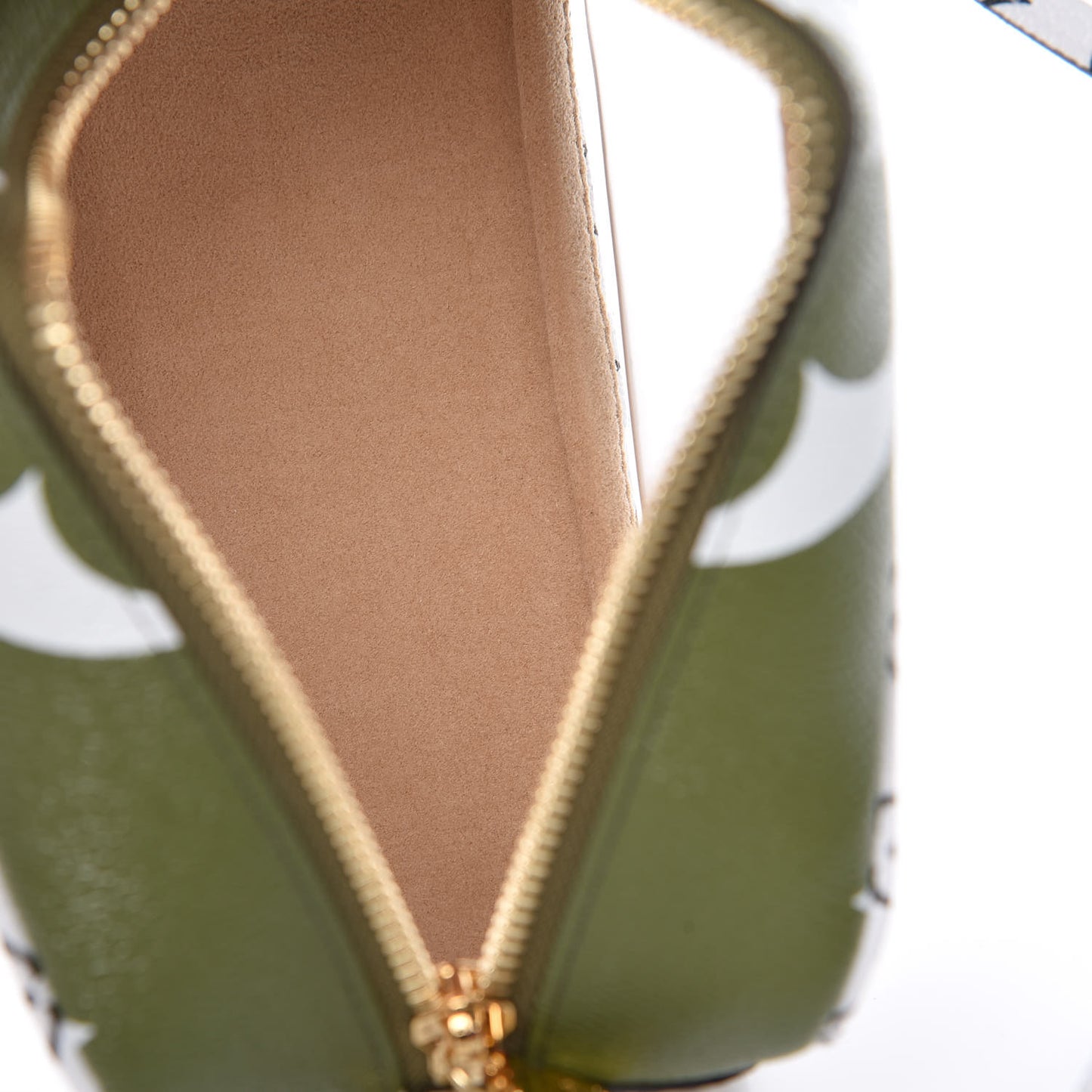 Monogram Giant Beach Pouch Kaki