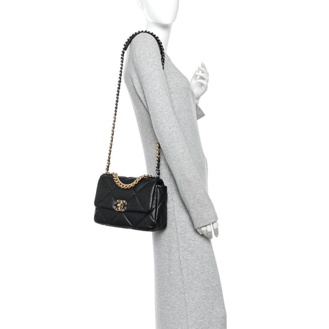 Lambskin Quilted Medium Chanel 19 Flap Black