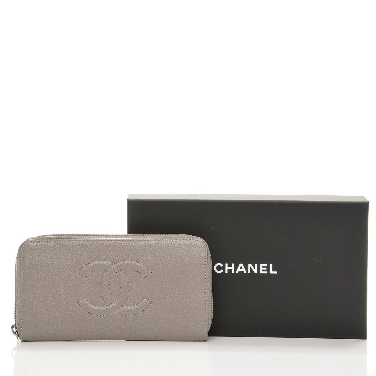 Caviar Large Timeless CC Gusset Zip Around Wallet Light Gray
