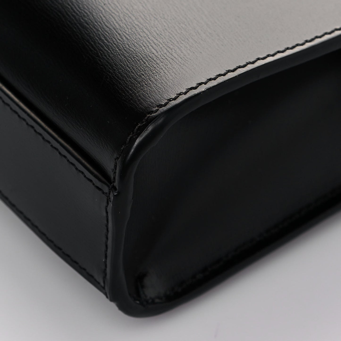 Smooth Calfskin Manhattan Shoulder Bag Black