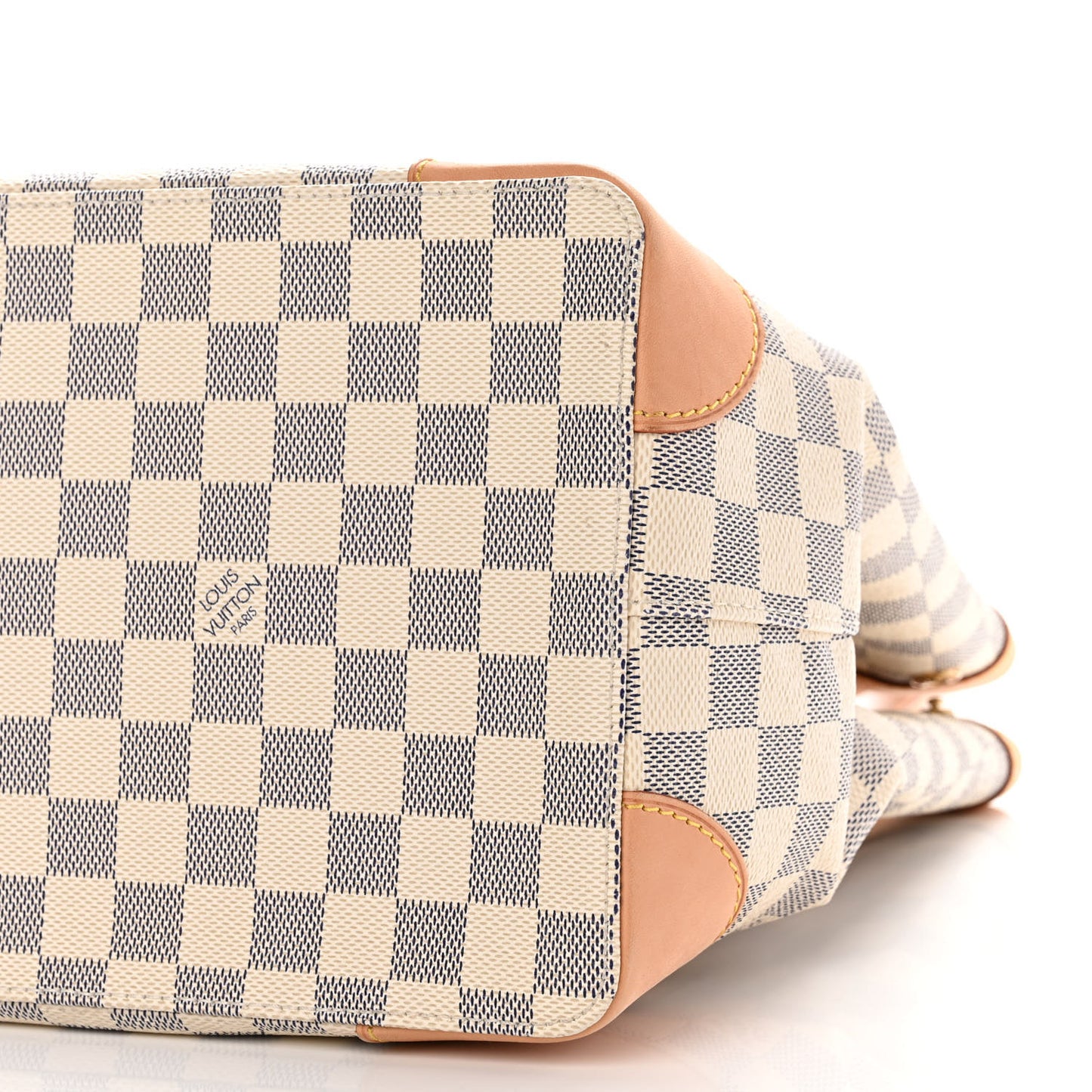 Damier Azur Hampstead MM
