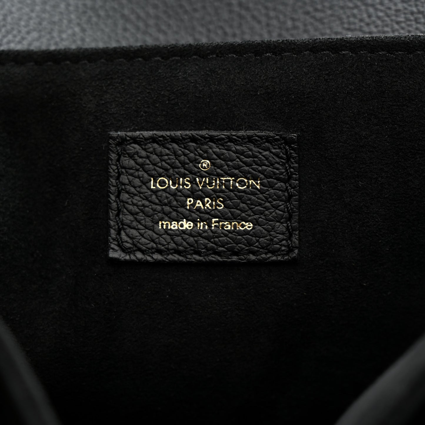Grained Calfskin Lockme Oxford Black