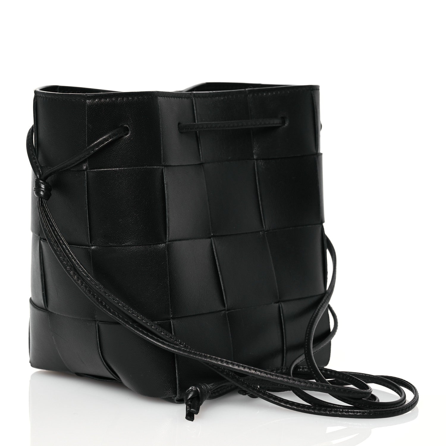Bottega Veneta Nappa Maxi Intrecciato Small Cassette Bucket Bag Black 3 of 11