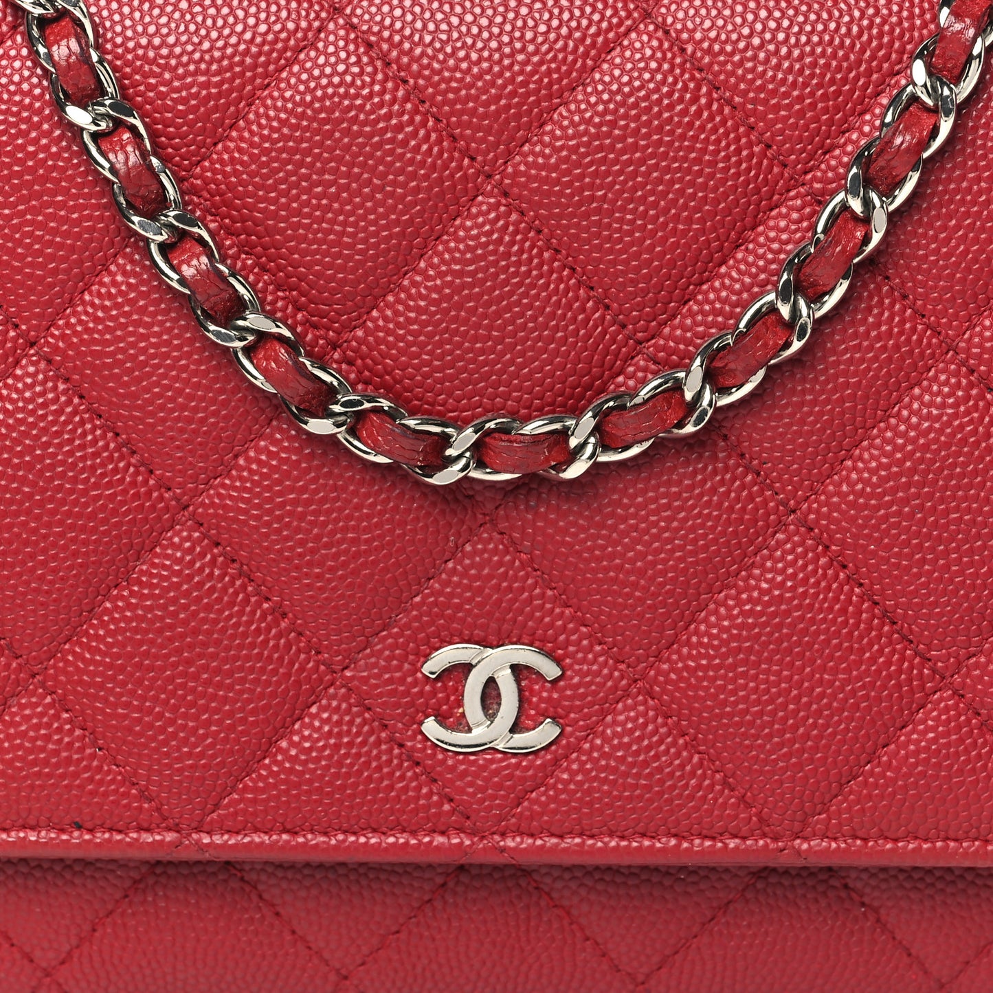 Caviar Quilted Wallet on Chain WOC Dark Red
