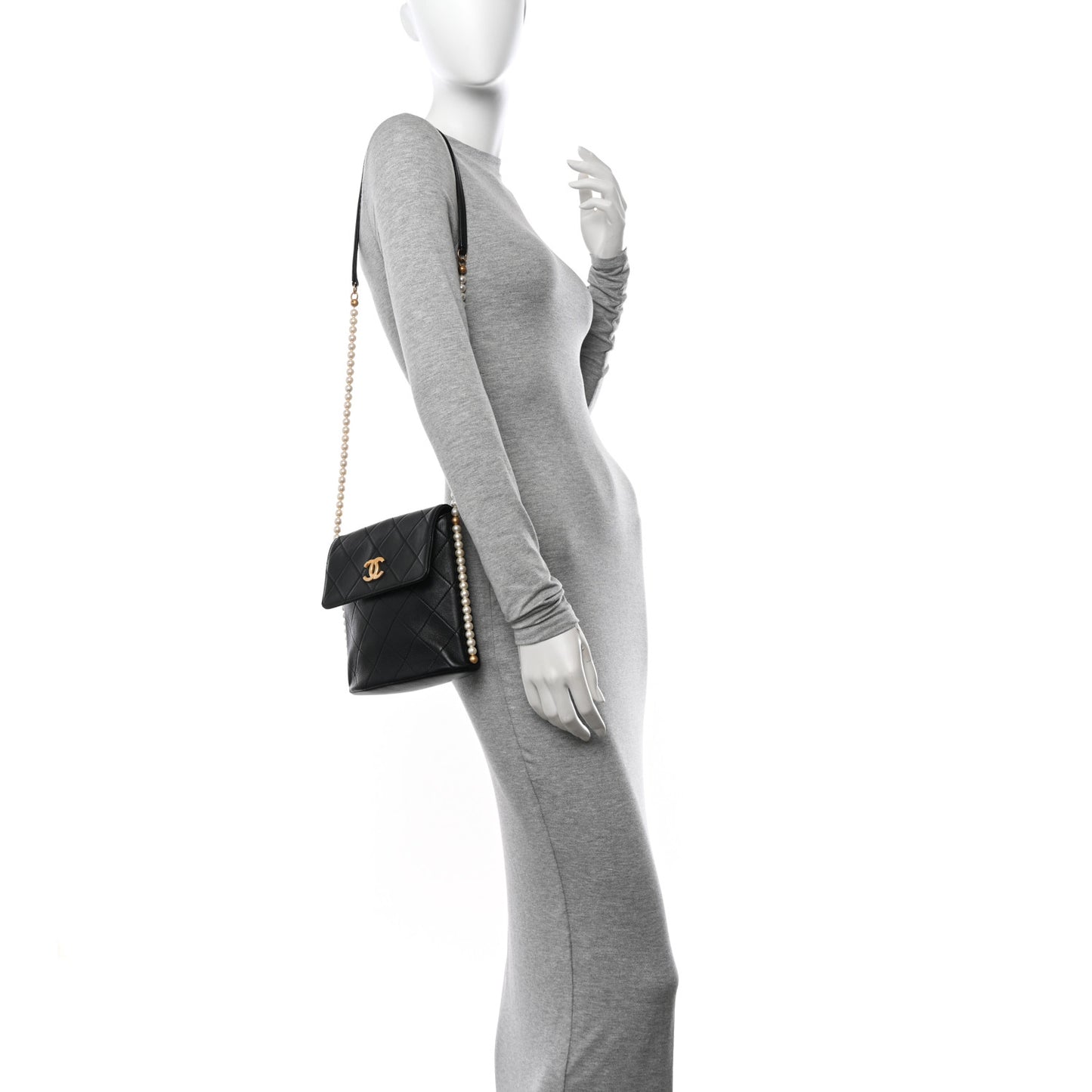 Calfskin Quilted Pearl Small About Pearls Hobo Bag Black