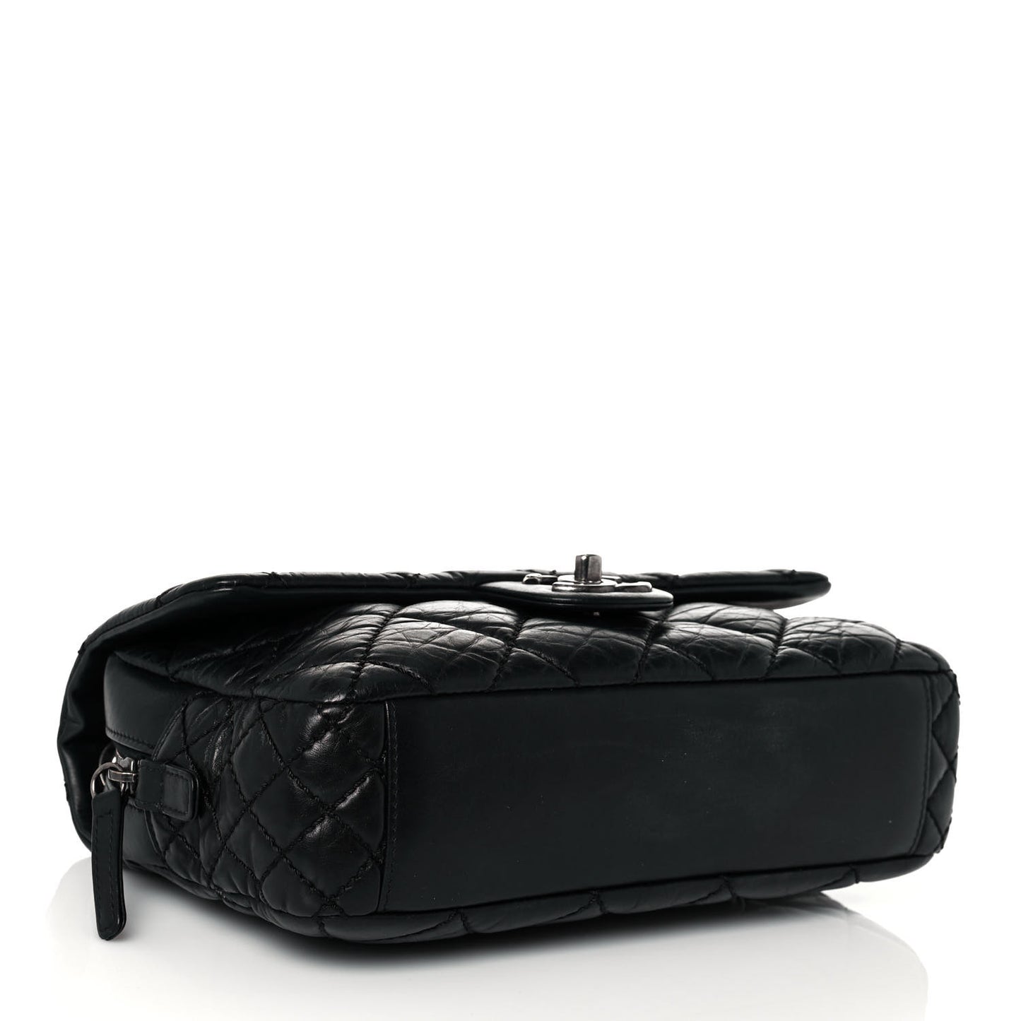 Aged Calfskin Medium New Portobello Flap Black