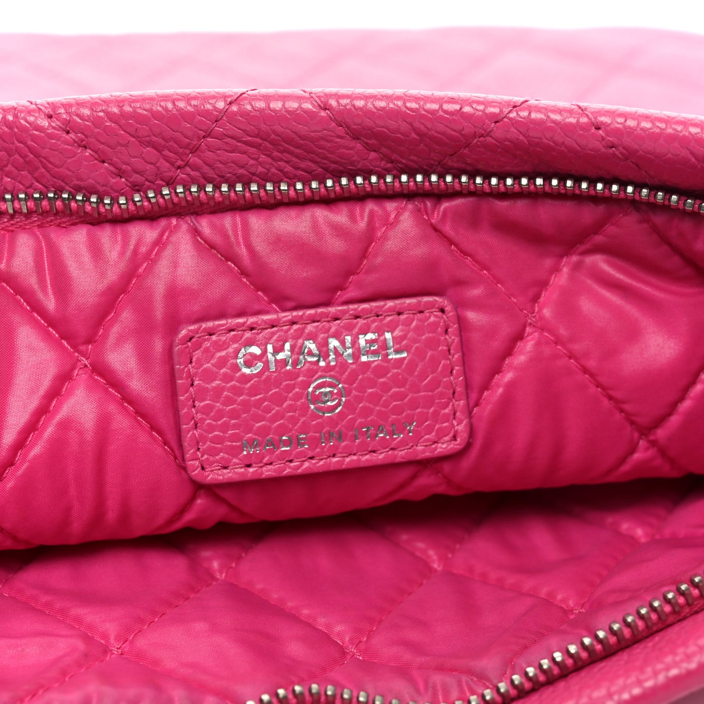 Caviar Quilted CC Beauty Clutch Pink