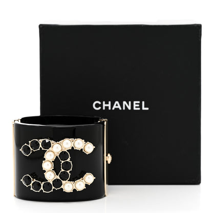 Chanel Resin Crystal Pearl CC Cuff Black 6 of 6